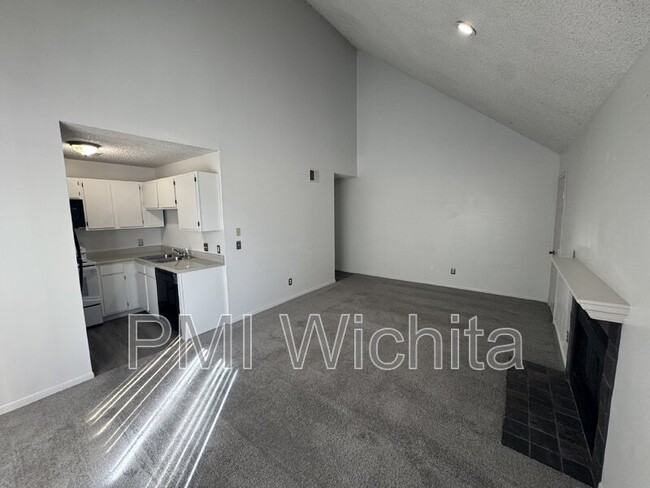 Foto del edificio - 3501 W 21st St N