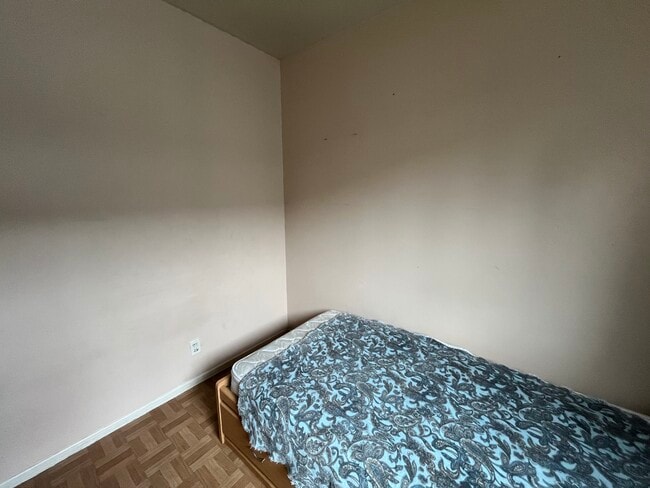 Building Photo - 578 Coyote Rd