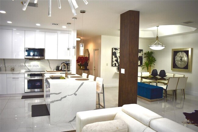 Foto del edificio - 6763 NW 107th Pl