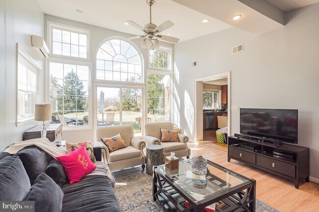 Foto del edificio - 9824 Watts Branch Dr