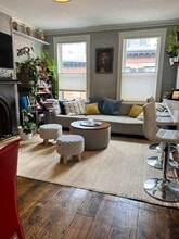 Building Photo - 4 Centre Pl