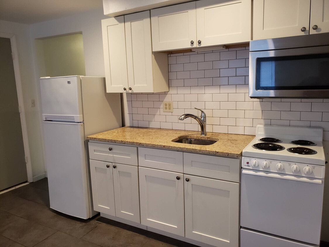 706 East St Unit 4, Harrison, OH 45030 Apartment for Rent in Harrison