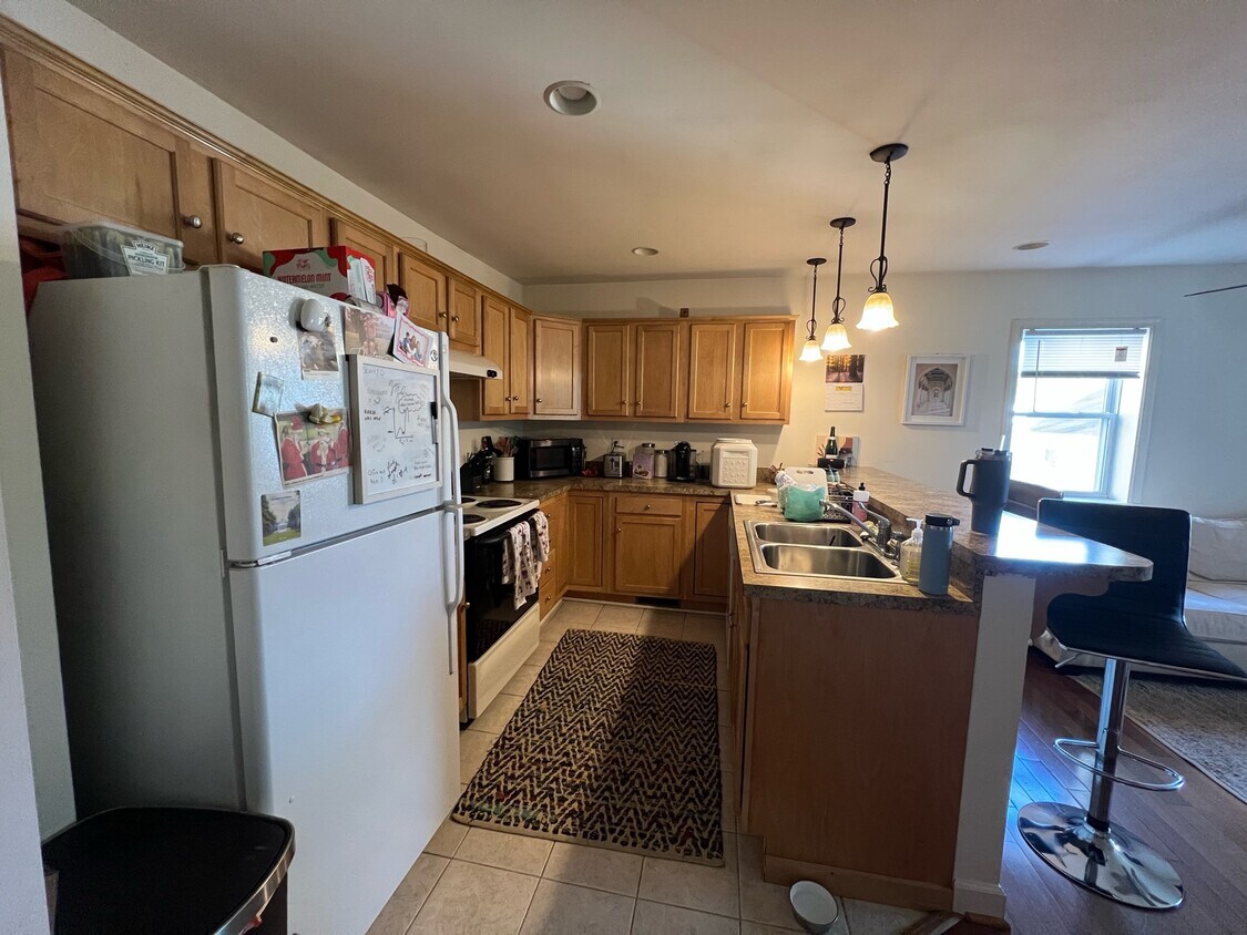 702 Delevan St Unit B, Charlottesville, VA 22903 Apartments in