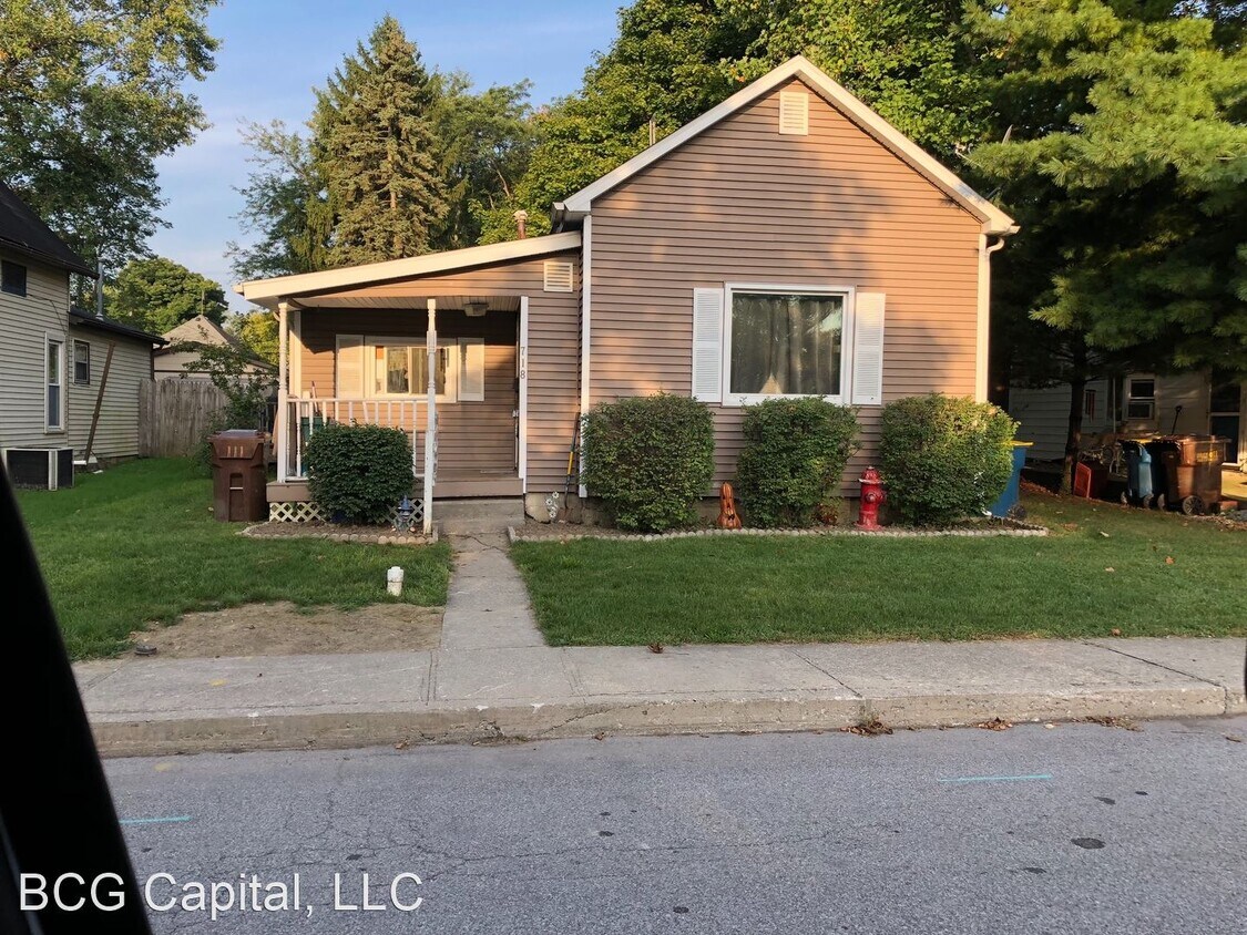 Primary Photo - 3 br, 1 bath House - 718 South Marion St