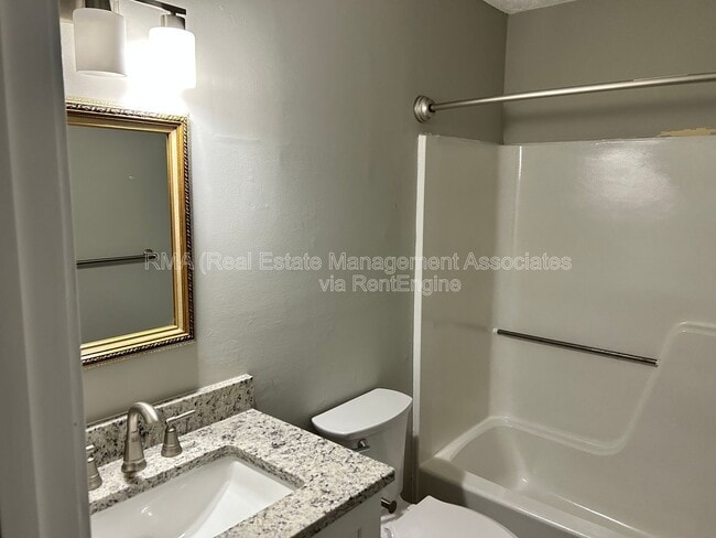 Building Photo - 12b Lisa Ln