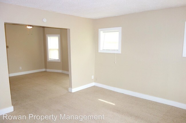 Foto del edificio - 1119 E 28th St