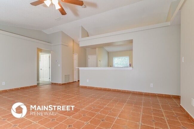 Foto del edificio - 13130 Pinyon Dr