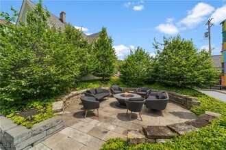 Building Photo - 2048 Fulton Rd