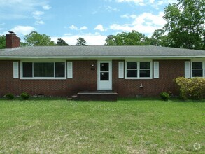 Building Photo - 416 N Kerr Ave