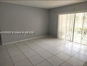Foto principal - 17650 NW 68th Ave