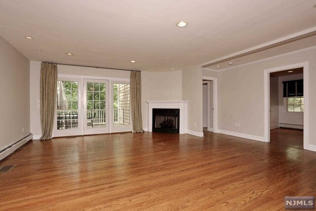 Building Photo - 46 Knoll Rd