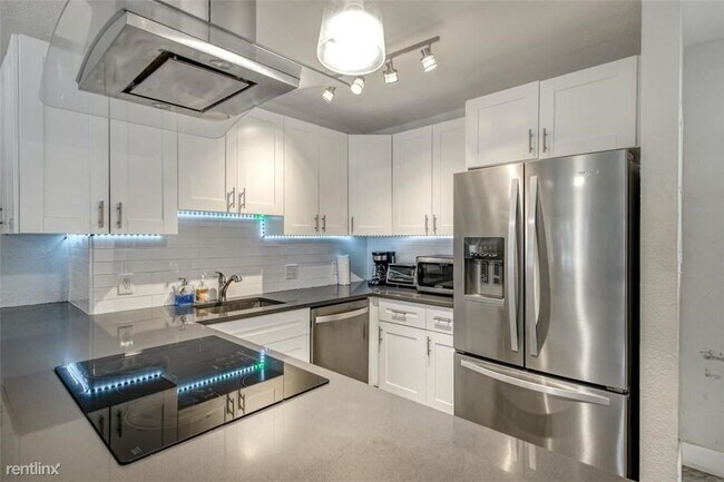 Foto del edificio - 3 br, 2 bath House - 412 SW 11th Ct
