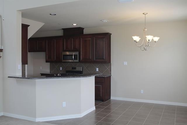 Foto del edificio - 4632 Ladyfern Way