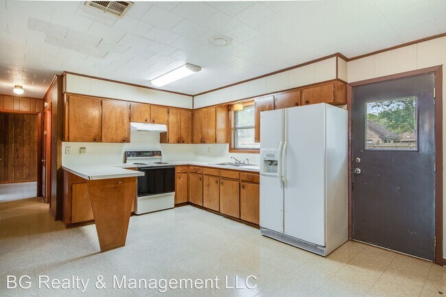 Foto del edificio - 3 br, 1 bath House - 110 Rich Angel Drive