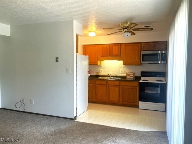 Foto del edificio - 105 Wildwood Dr
