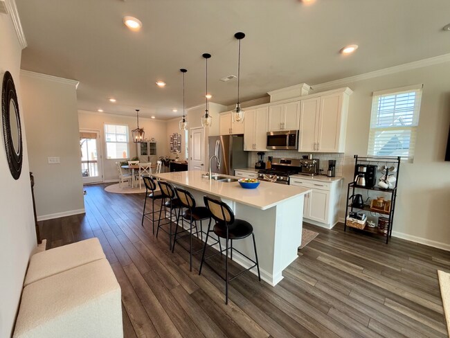 Foto del edificio - 6314 Perry Creek Rd