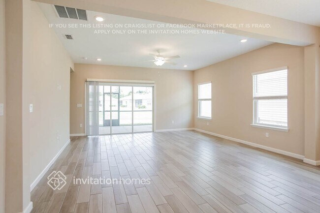 Foto del edificio - 11381 Oyster Creek Rd
