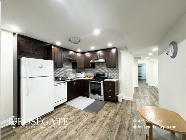 Building Photo - All-Inclusive 2-Bedroom Unit with WiFi & Parking in Brampton