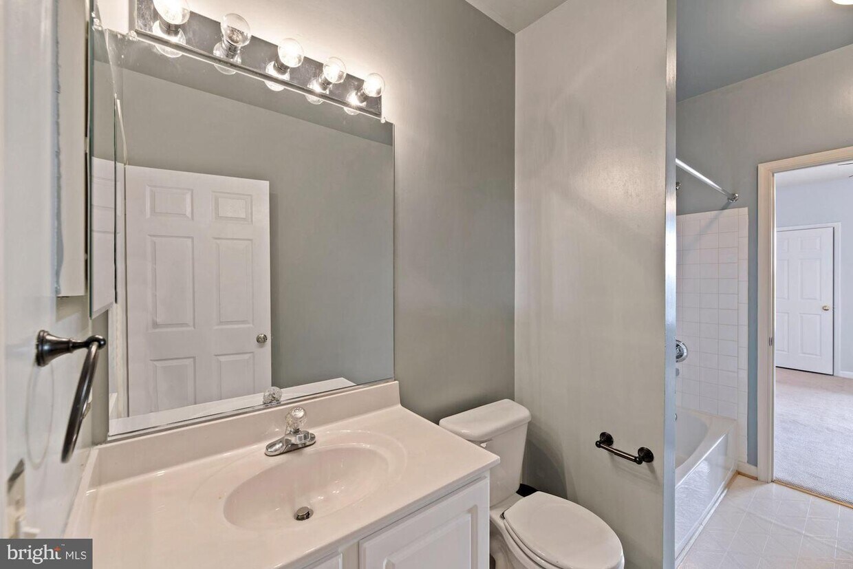 6491 Cheyenne Dr Unit 303, Alexandria, VA 22312 Apartment for Rent in