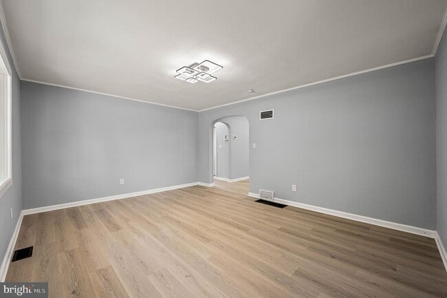 Building Photo - 2225 Palmer Ave