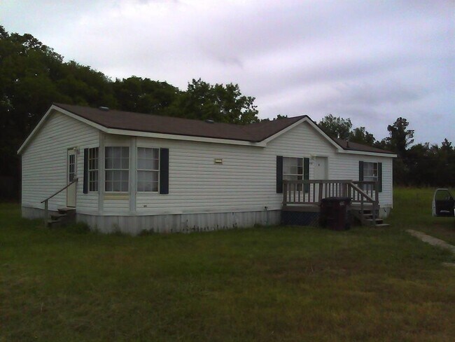 Building Photo - 116 Porter Cir