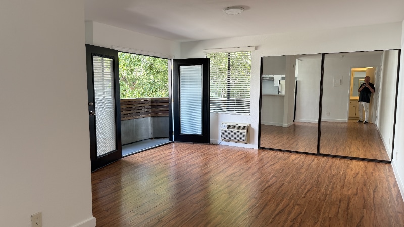 Foto principal - 7044 Hawthorn Ave