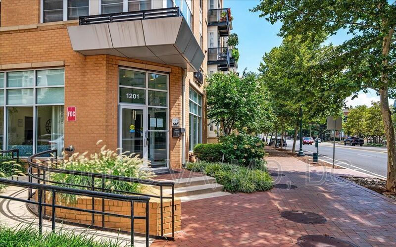 Photo - 1201 East West Hwy