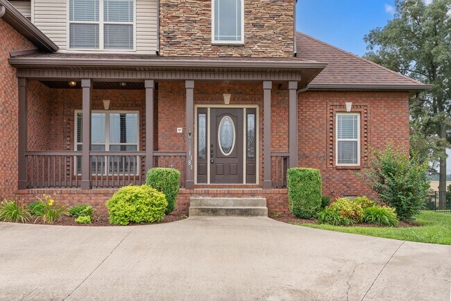 Foto del edificio - Pet Friendly Four Bedroom with Bonus!