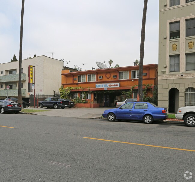 Building Photo - 518 S Mariposa Ave