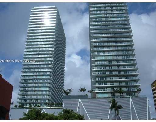 Foto principal - 1111 SW 1st Ave