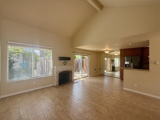 Foto del edificio - 2657 Kentworth Way