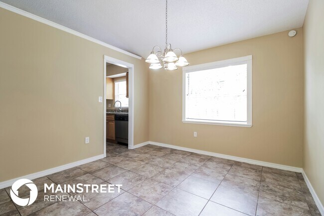 Building Photo - 5225 Maravoss St