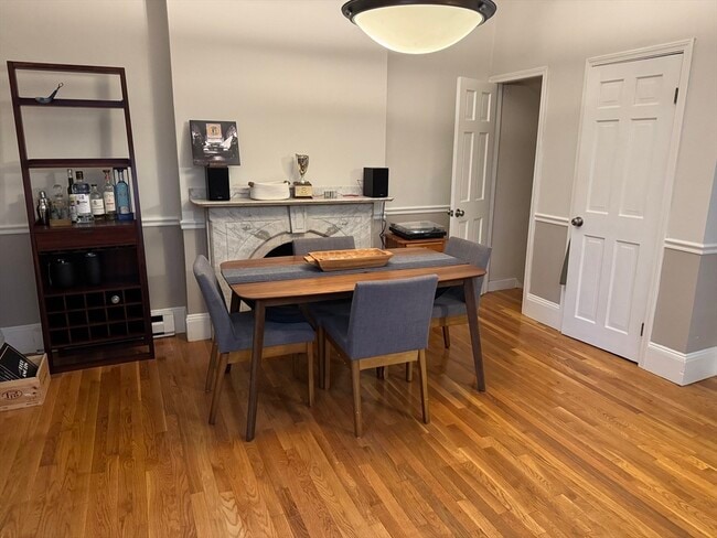 Foto del edificio - 532 E 5th St