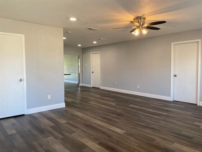 Foto del edificio - 100 Chestnut St