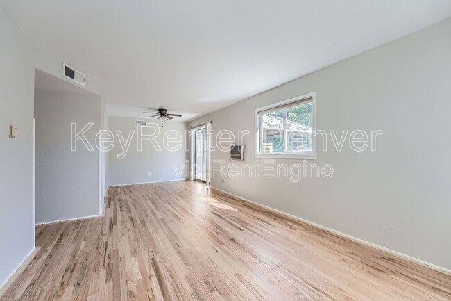 Foto del edificio - 13653 E 13th Ave