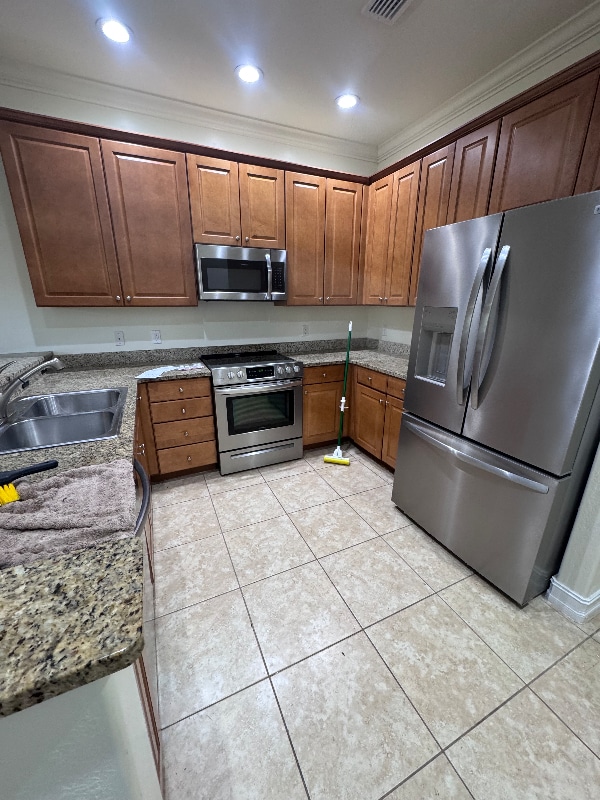 Foto del edificio - 9147 Delano St