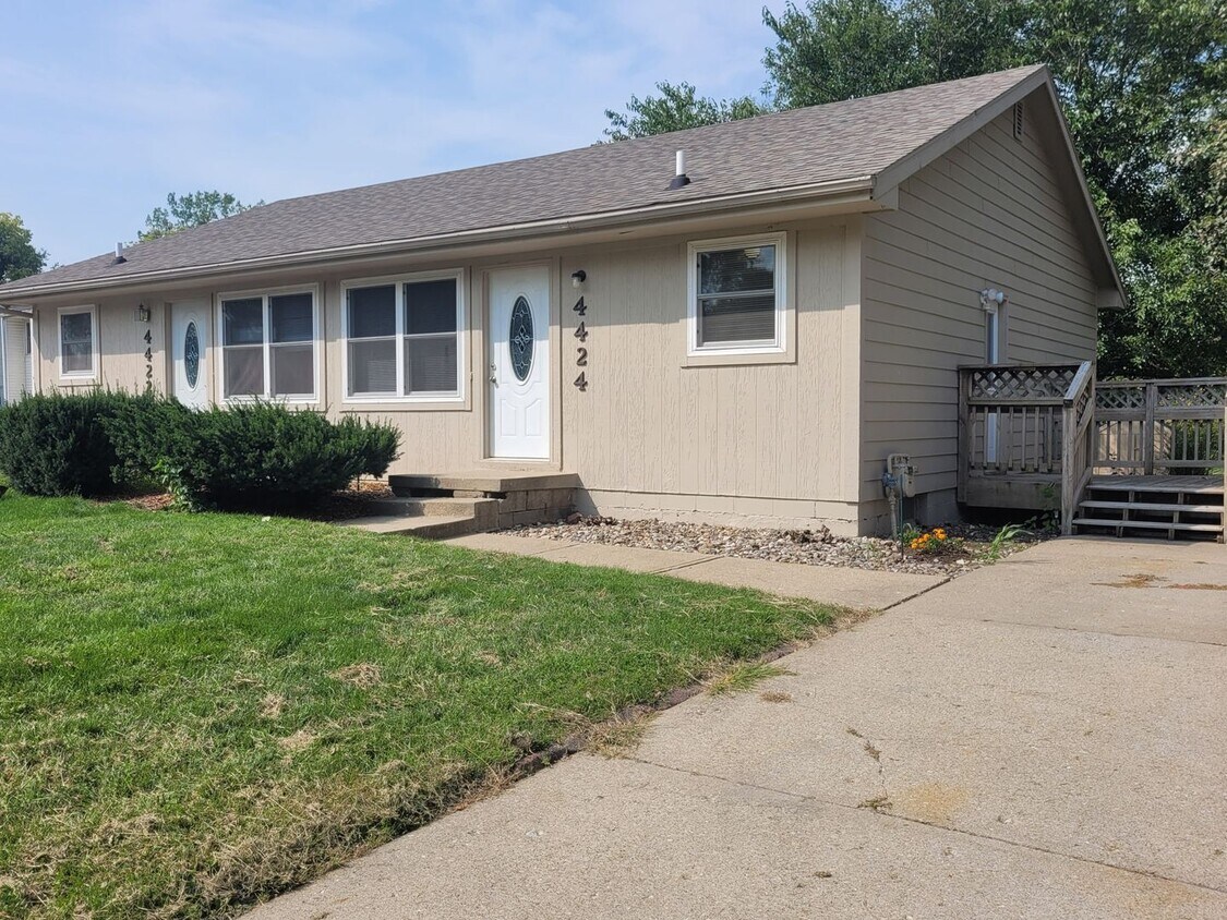 44224424 Independence Dr Unit 4424 Independence Drive, Pleasant Hill