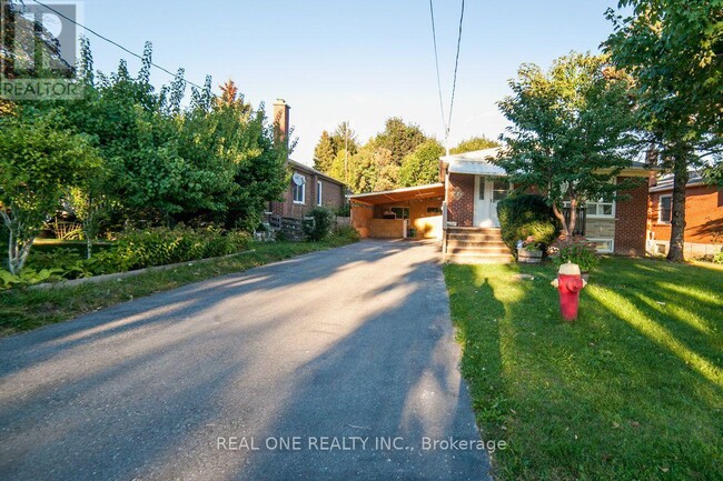 Building Photo - 375 Neal Dr