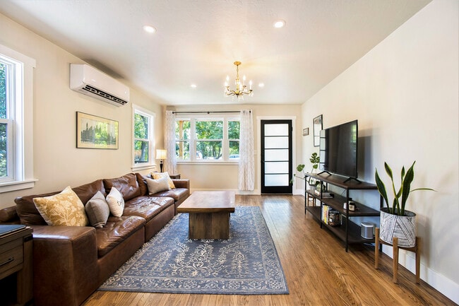 Foto del edificio - 1737 Laburnum Ave