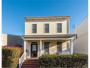 Building Photo - 1706 W Moore St