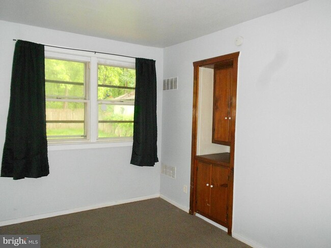 Foto del edificio - 5619 Beaver Dam Rd