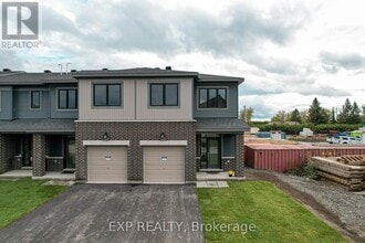 Building Photo - 216 Shallow Pond Pl
