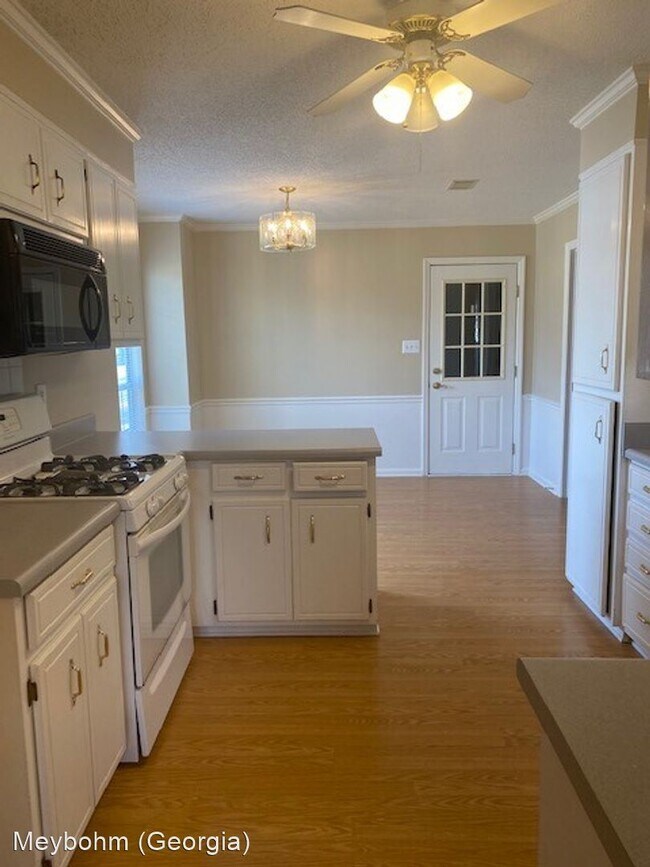 Foto del edificio - 3 br, 2 bath House - 4715 Mill Pond Court