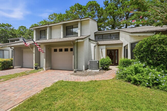 Building Photo - 114 Gleneagles Dr