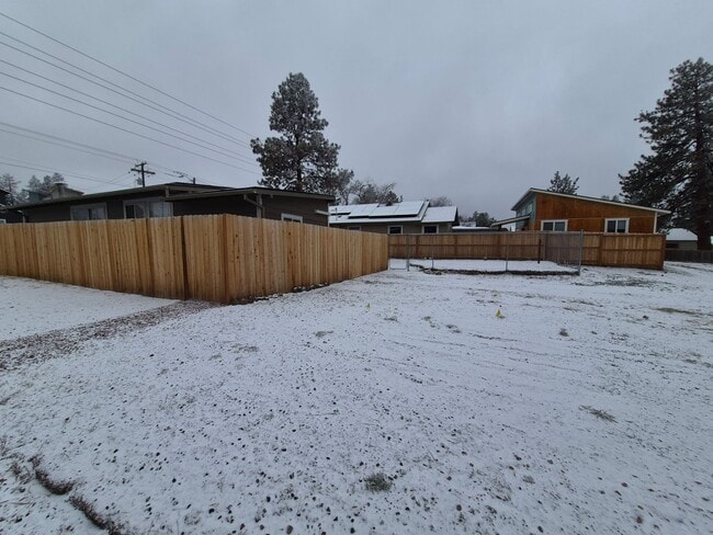 Foto del edificio - 3BR/1BA - Fenced - RV Parking - Solar