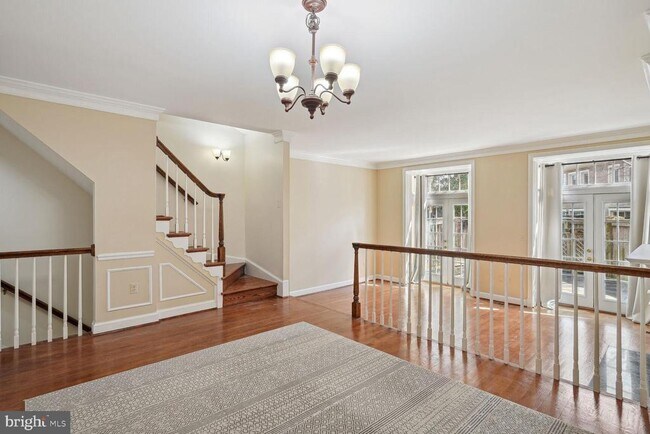 Foto del edificio - 4433 Westover Pl NW