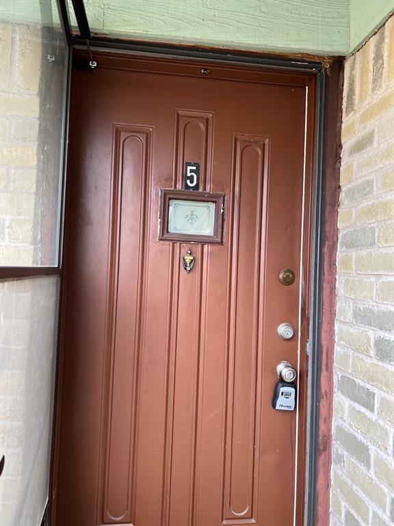 Building Photo - 4607 E 12th St