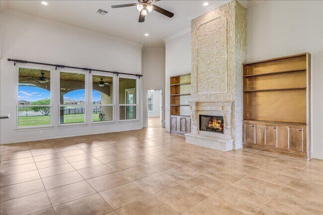 Foto del edificio - 6241 Lago Vista Dr