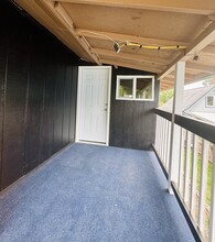 Building Photo - 905 L St