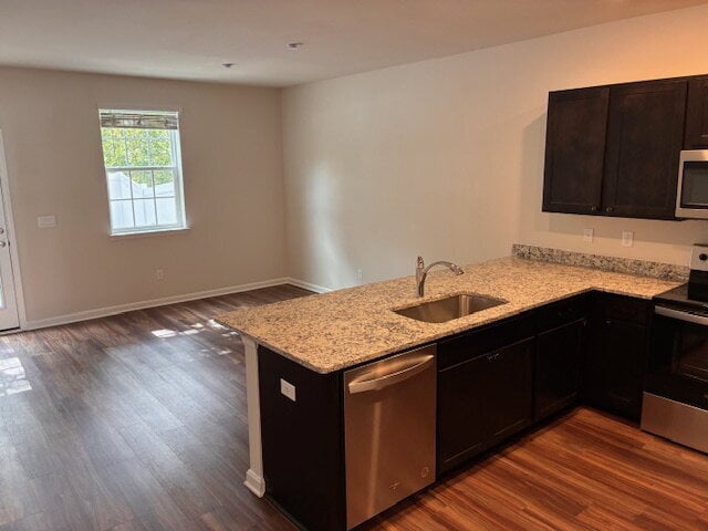 Foto del edificio - "Charming 3-Bed, 2-Bath Home on College Dr...